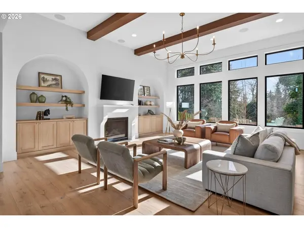 1050 ATWATER RD, Lake Oswego, OR 97034