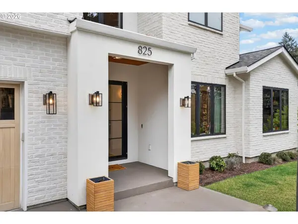 825 ELLIS AVE, Lake Oswego, OR 97034