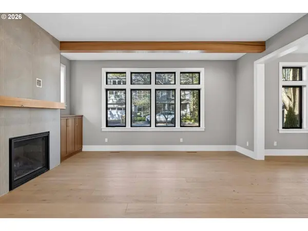 891 8TH ST, Lake Oswego, OR 97034