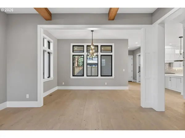 891 8TH ST, Lake Oswego, OR 97034