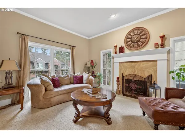 15200 LILY BAY CT, Lake Oswego, OR 97034