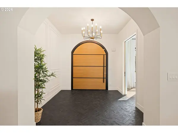 19151 MARLIN CT, Lake Oswego, OR 97035