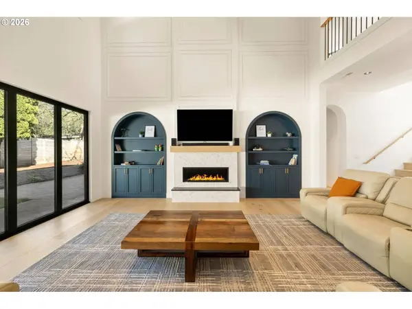 19151 MARLIN CT, Lake Oswego, OR 97035