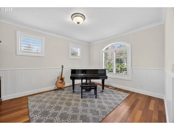 12615 SW 21ST CT, Lake Oswego, OR 97035