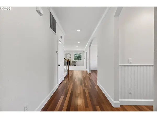 12615 SW 21ST CT, Lake Oswego, OR 97035