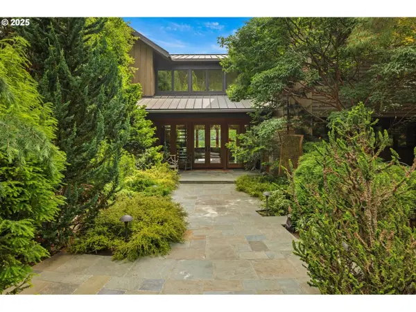 4115 CALAROGA CT, West Linn, OR 97068