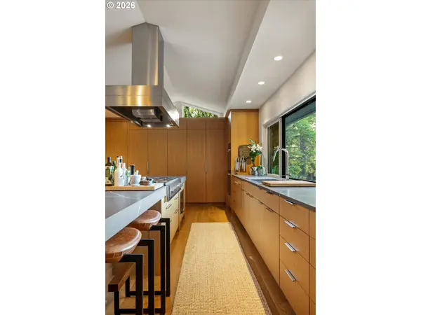 2627 PARK RD, Lake Oswego, OR 97034