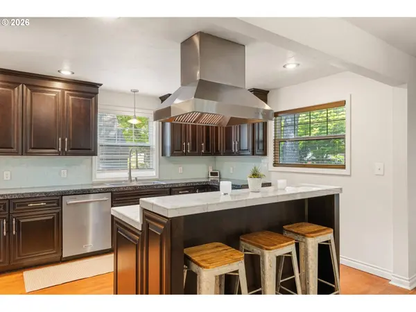 441 9TH ST, Lake Oswego, OR 97034