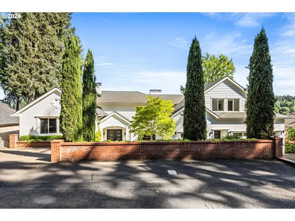 2470 SUMMIT CT, Lake Oswego, OR 97034