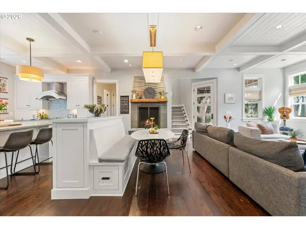 401 9TH ST, Lake Oswego, OR 97034