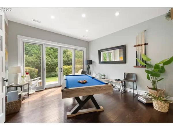 401 9TH ST, Lake Oswego, OR 97034