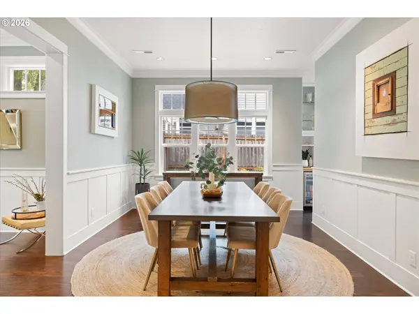 401 9TH ST, Lake Oswego, OR 97034