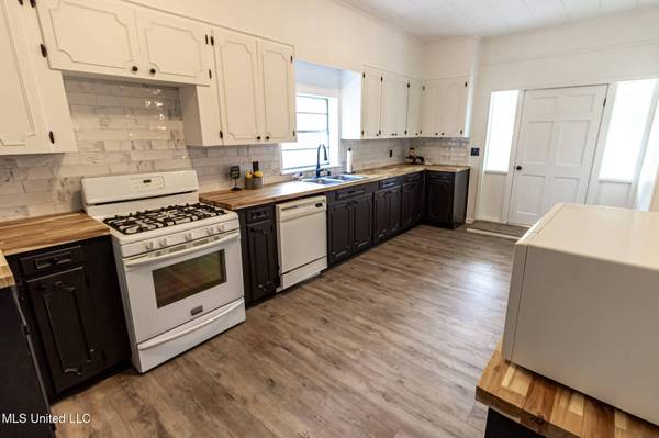 1603 NE 1st Avenue, Magee, MS 39111