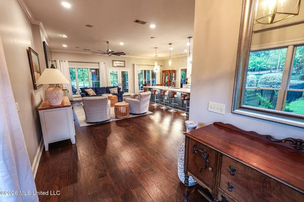 282 Lighthouse Lane, Brandon, MS 39047