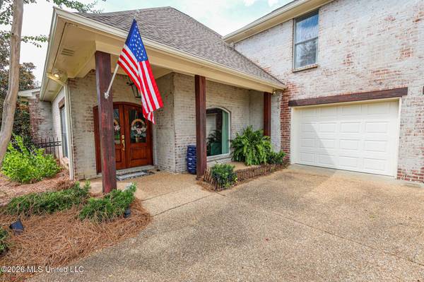 282 Lighthouse Lane, Brandon, MS 39047
