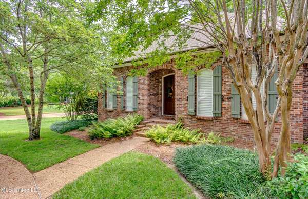 1025 Monet Cove, Brandon, MS 39047