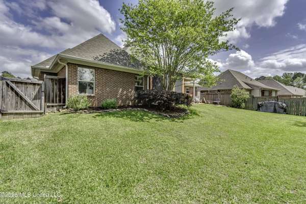 127 Eastside Drive, Brandon, MS 39047