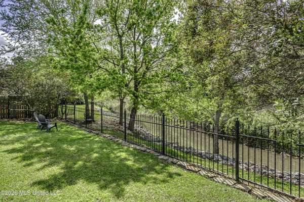 127 Eastside Drive, Brandon, MS 39047