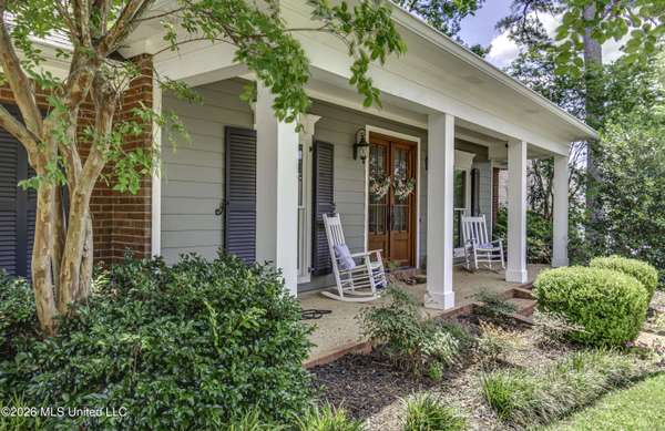 1020 Northshore Village Drive, Brandon, MS 39047