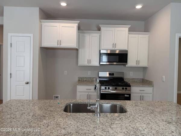 410 Hidden Reed Court, Pearl, MS 39208