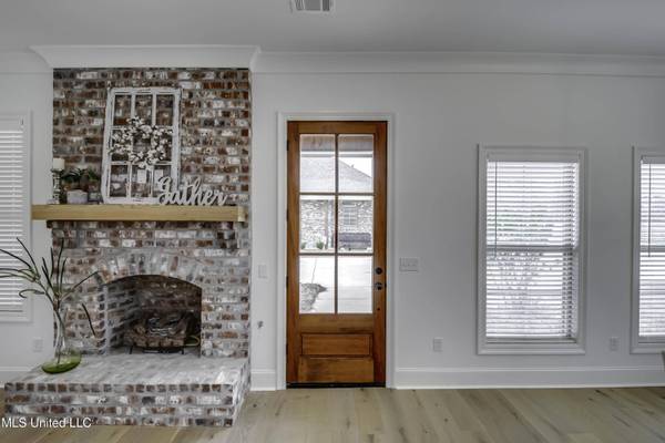 1841 Freedom Ring Drive, Brandon, MS 39047