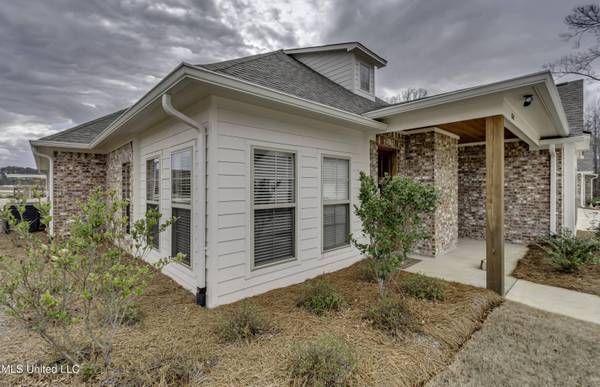 1841 Freedom Ring Drive, Brandon, MS 39047