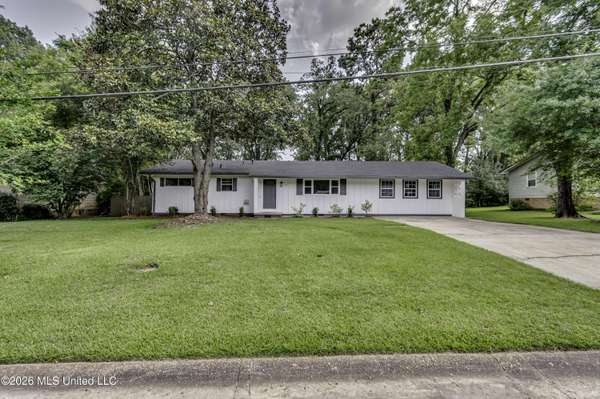 117 Hillcrest Drive, Clinton, MS 39056