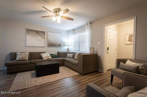 282 Marilyn Drive, Pearl, MS 39208