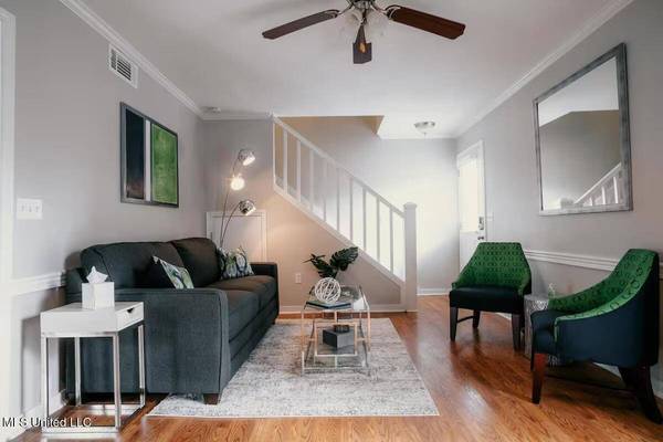 47 Northtown Circle, Jackson, MS 39211