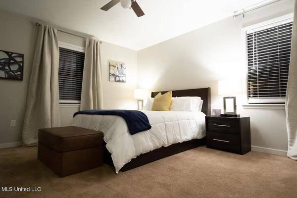 47 Northtown Circle, Jackson, MS 39211