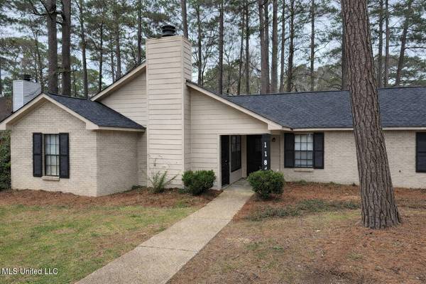 118 Fairfax Circle #A