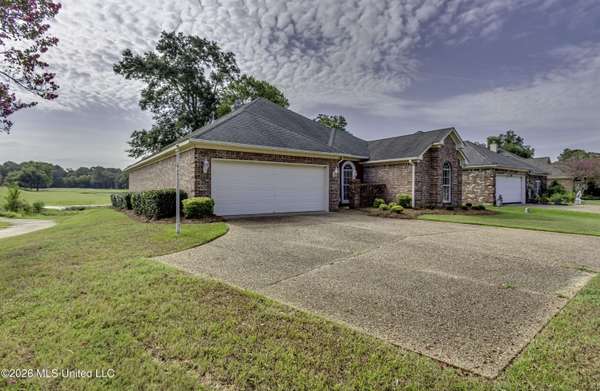 381 Bradford Drive, Brandon, MS 39047