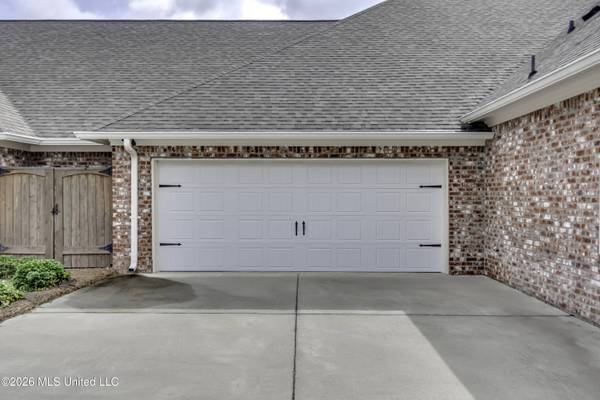 220 Freedom Ring Drive, Brandon, MS 39047