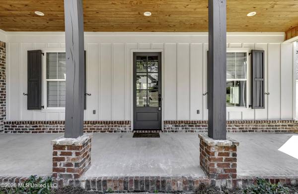 150 Pine Ridge Circle, Brandon, MS 39047