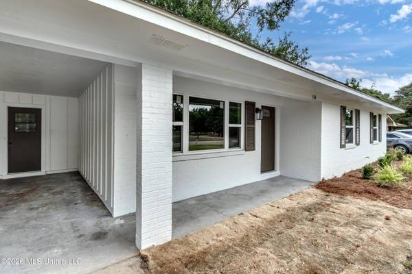 108 Crimson Lane, Brandon, MS 39042