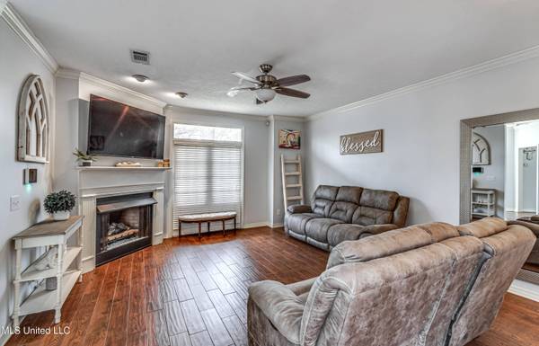 3041 Windwood Circle, Flowood, MS 39232