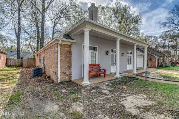 3041 Windwood Circle, Flowood, MS 39232