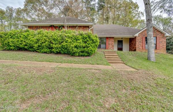 202 Brighton Drive, Clinton, MS 39056