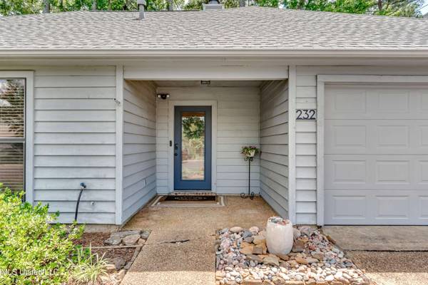 232 Waterwood Drive, Brandon, MS 39047