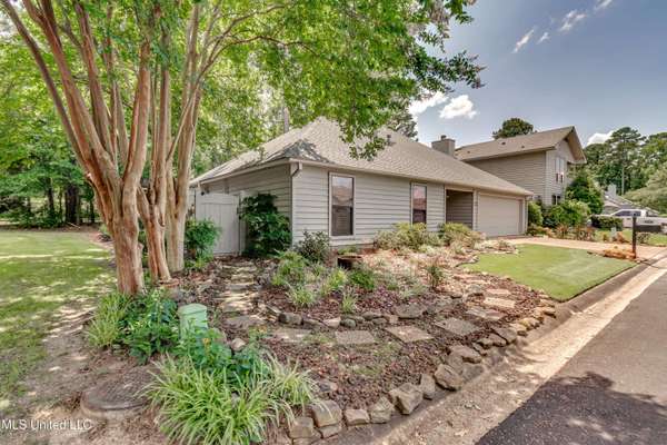 232 Waterwood Drive, Brandon, MS 39047