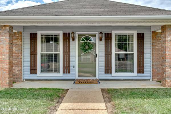 1939 Twin Pine Drive, Pearl, MS 39208