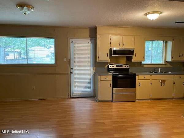 2270 Napoleon Avenue, Pearl, MS 39208