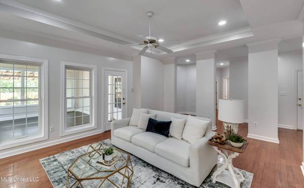 539 Spring Lake Drive, Pearl, MS 39208