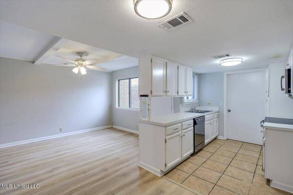 167 Lakebend Circle, Brandon, MS 39042