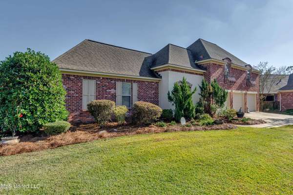 132 Woodlands Glen Circle, Brandon, MS 39047