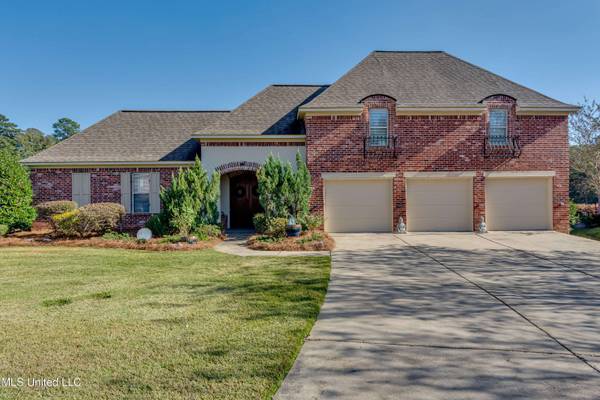 132 Woodlands Glen Circle, Brandon, MS 39047