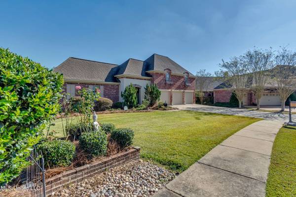 132 Woodlands Glen Circle, Brandon, MS 39047