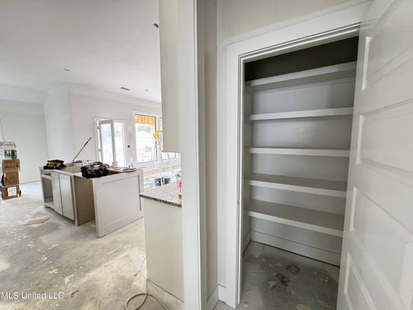 761 Magnolia Point Circle, Pearl, MS 39208