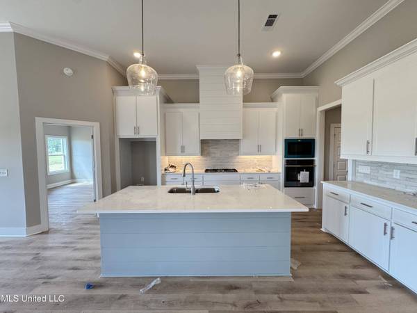 1203 Old Ct Crossing, Flowood, MS 39232