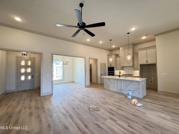 915 Brunswick Court, Flowood, MS 39232